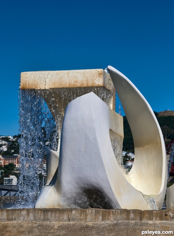 White fountain